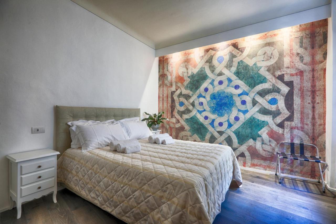 Dimora Storica - Palazzo Del Taja Apartment Siena Exterior photo